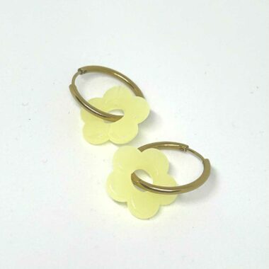 211- Boucles d'oreilles créoles Fleur Jaune pastel (56)
