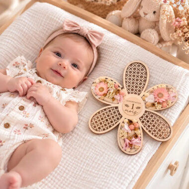 Carte étape bébé, modèle fleur Marguerite