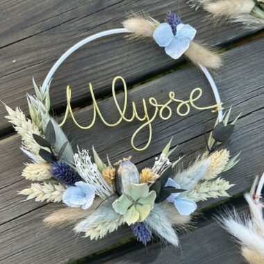 3 Couronne de fleurs séchées, Fleurs couleurs naturel Bleu, cercle métal Blanc
